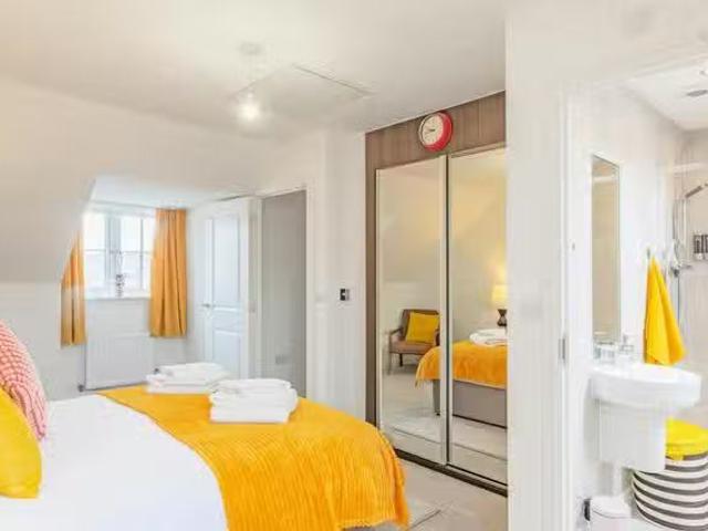 New 1 BR Catherine Howard Close, Aylesford