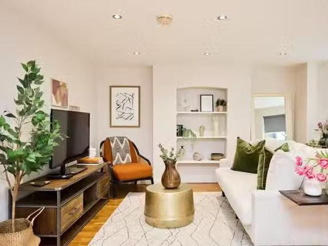 Cozy 1 BR Mildenhall Road