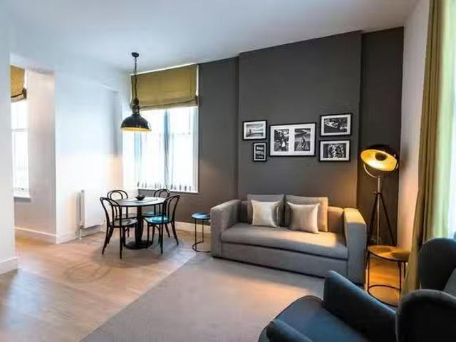 Unique 1 BR Nevern Place, London