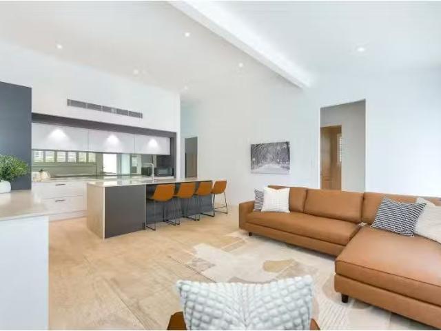 Nice 1 BR Room 1 4/ 33 Stephens Road, SOUTH BRISBANE Apartme.
