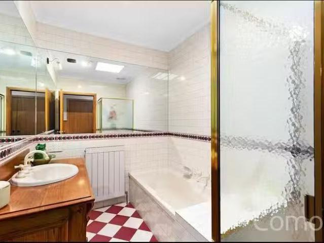 For Rent! 1 BR Yarrambat, VIC 3091