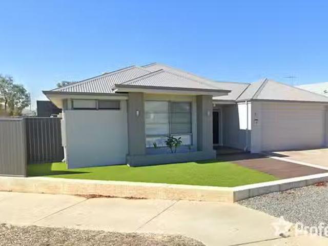 Nice 1 Holbeck Way, Baldivis, WA 6171