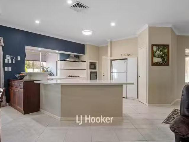 Rental! 1 Hadfield Avenue, West Busselton, WA 6280