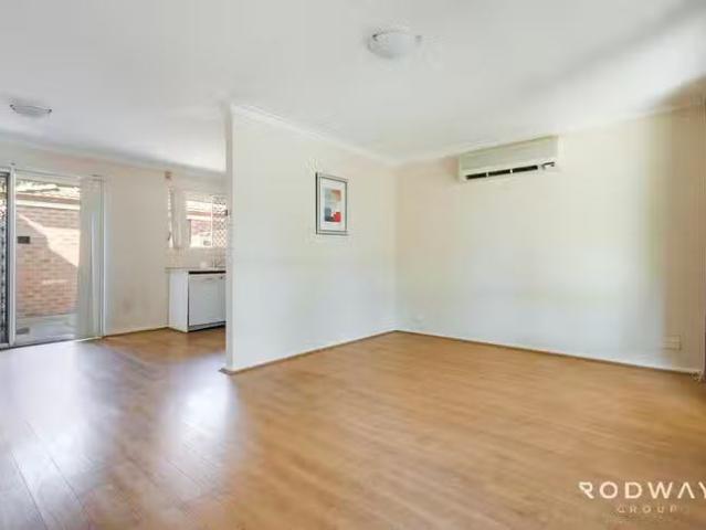 For Rent! 1 Hutchison Street, Rivervale, WA 6103
