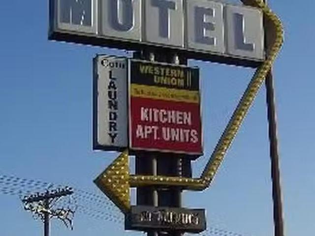 Deal! 1 Room Apartment 1 bedrooms in Ft Garry
