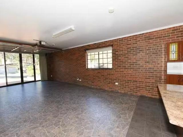 Just in! 1A Sutton Street, Vincentia, NSW 2540