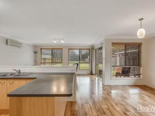 Rental! 1B Buckland Street, Harristown, QLD 4350