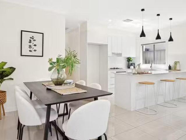 Deal! 1E Byard Terrace, Mitchell Park, SA 5043