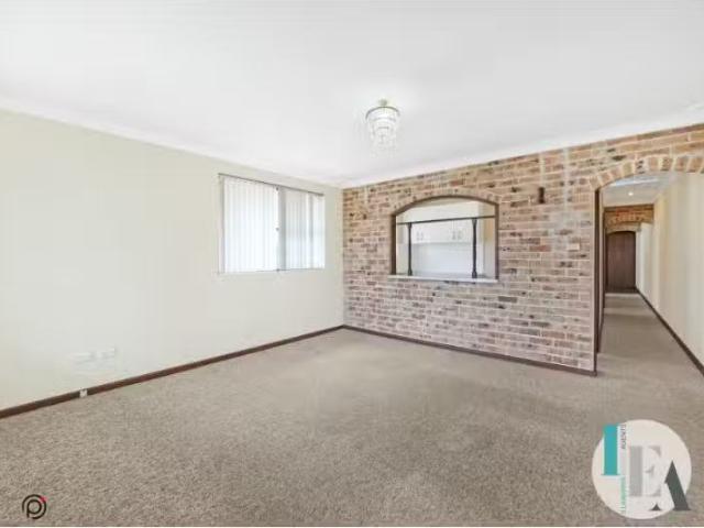 Cheap 2/40 Osborne Parade, Warilla Apartment for rent Listed.