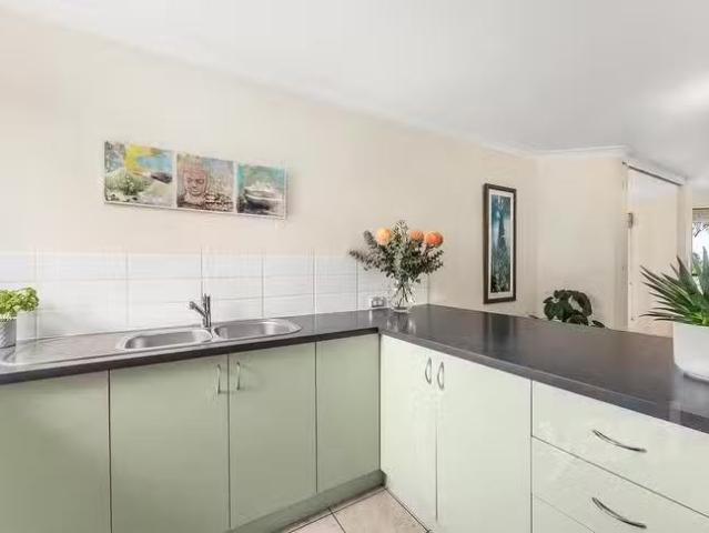 New 24/11 Mcatee Court, Fremantle, WA 6160