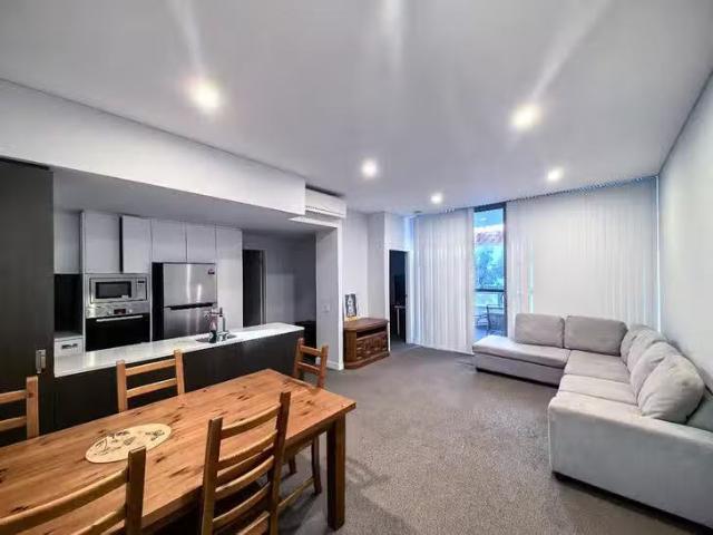 New 24/20 Rowe Avenue, Rivervale, WA 6103