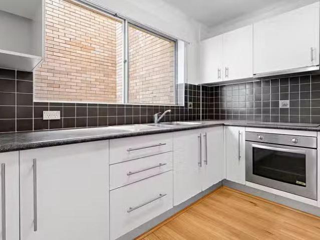 Charming 2/4 Murray Street, Lane Cove North, NSW 2066