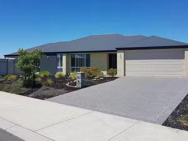 For Rent! 24 Mercury Pass, Australind, WA 6233