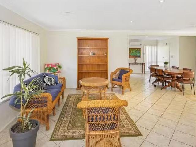 Charming 24 Antlia Street, Regents Park, QLD 4118