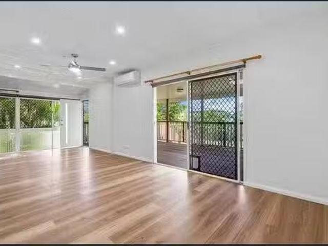 Just in! 24 Juers Street, Kingston, QLD 4114