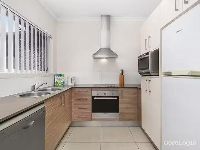 Nice 2/50 Booligal Street, Carina, QLD 4152