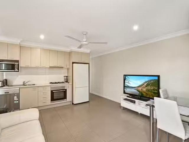 Just in! 2/51 Vermilion Avenue, Griffin, QLD 4503