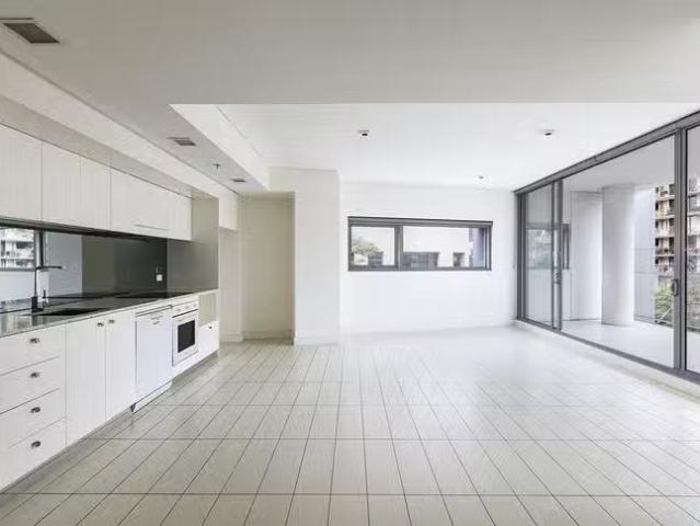 Charming 25/200 218 Goulburn Street, Surry Hills, NSW 2010