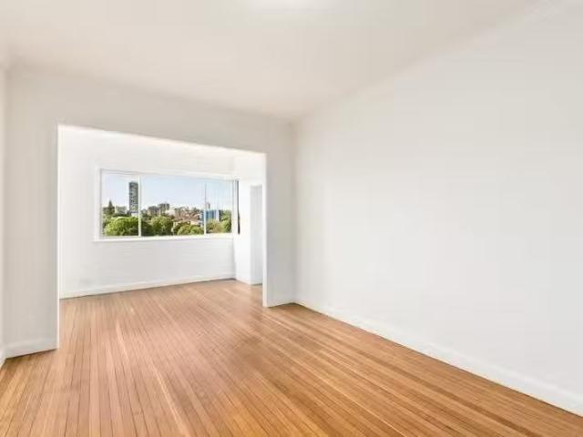 For Rent! 25/22 Roslyn Gardens, Elizabeth Bay NSW 2011