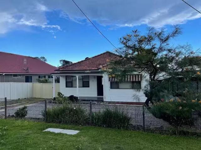 Unique 25 Fussell Street, Birmingham Gardens House for rent L.