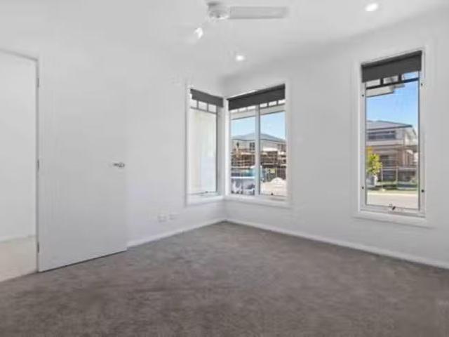 Cozy 25 Willandra Street, Yarrabilba, QLD 4207