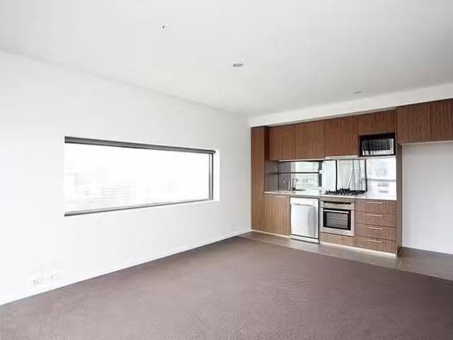 Deal! 2605/350 William Street, Melbourne, VIC 3000
