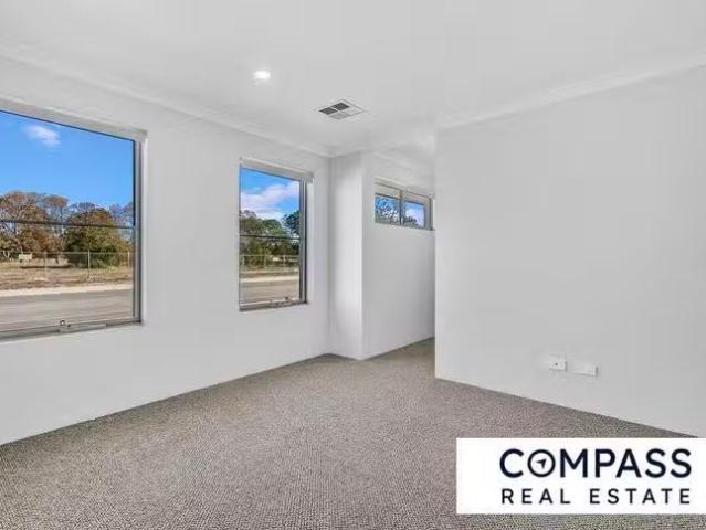 Cozy 264 Partridge Street, Henley Brook, WA 6055