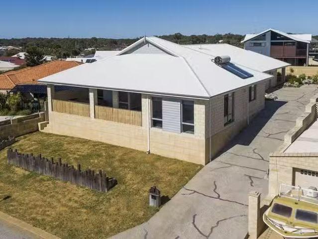 New 26 Belinda Loop, Dawesville, WA 6211