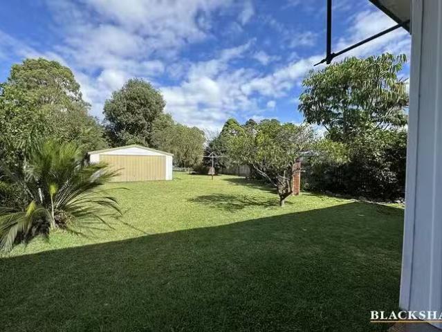 Unique 26 Golf Links Drive, Batemans Bay, NSW 2536