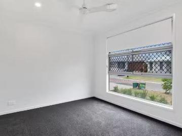 Deal! 26 Hilltop Circuit, Pallara, QLD 4110