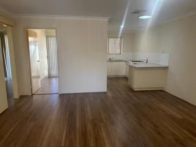 Cheap 2/71 Bishop Road, Middle Swan, WA 6056