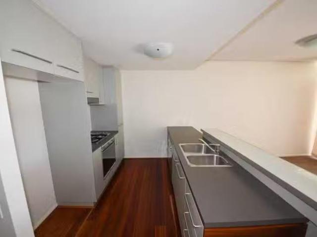 Just in! 27/43 Love Street, Bulimba, QLD 4171