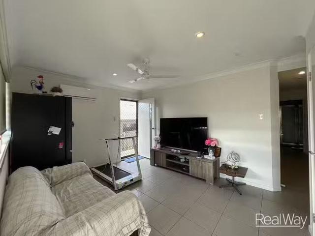 Deal! 2/75 Jane Street, Leichhardt, QLD 4305