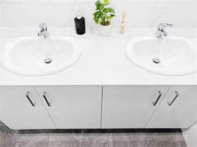 Rental! 279 Fisher Street, Cloverdale, WA 6105