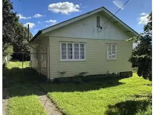 Cheap 27 Hodel Street, Acacia Ridge House for rent Listed by.