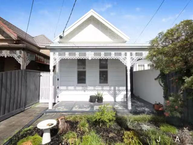 Nice 27 The Ridgeway, Kensington VIC 3031