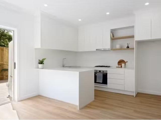 Cozy 27a Grace Avenue, Frenchs Forest Apartment for rent List.