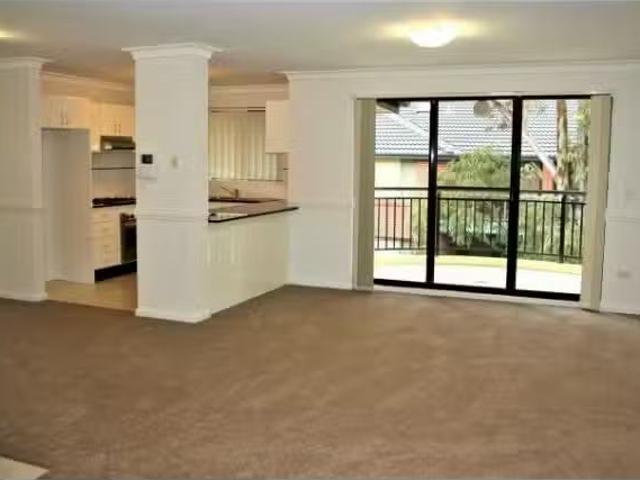 Nice 28/1 7 Belmore Street, North Parramatta Apartment for ren.