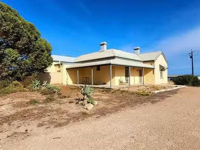 Unique 2853 Cape Bauer Road, Streaky Bay, SA 5680