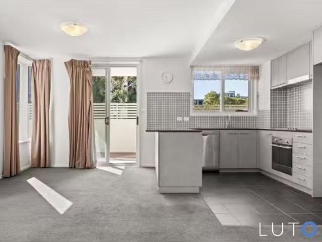 Unique 286/80 Chandler Street, Belconnen Apartment for rent L.