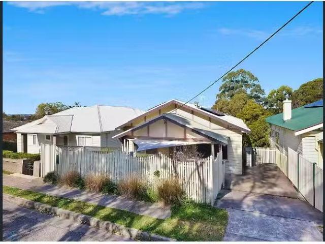 Unique 28 Addison Road, NEW LAMBTON House for rent Listed by.