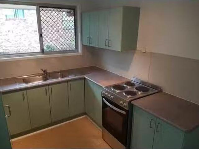 Cheap 28 Bloodwood Crescent, Molendinar, QLD 4214
