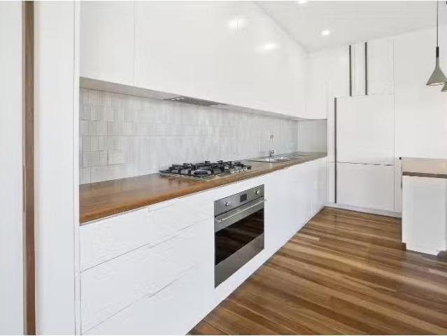 Cozy 28A Ocean Grove, COLLAROY Townhouse for rent Listed by K.
