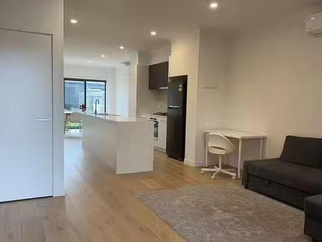 For Rent! 293 Waterhaven Boulevard, Point Cook, VIC 3030