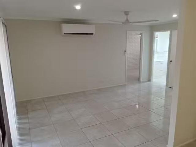 Deal! 2/93 Bundilla Boulevard, Mountain Creek, QLD 4557
