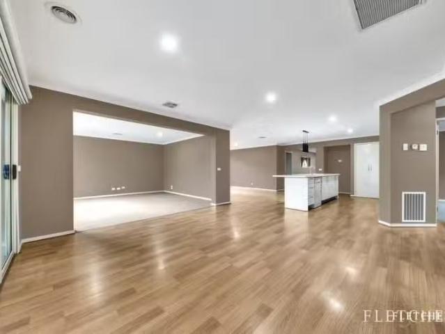 Cozy 291 Sayers Rd, Truganina VIC 3029 House For Lease