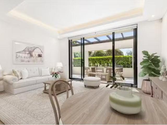 Deal! 2/97 99 Birriga Road, Bellevue Hill Apartment for rent.