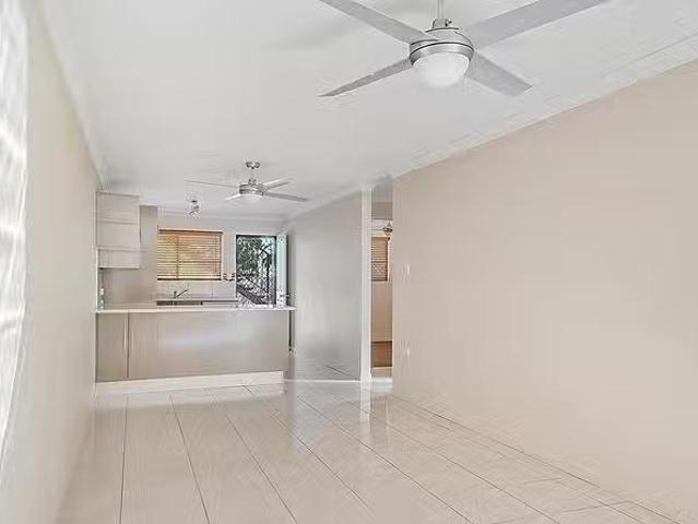 Cozy 2/94 Whitman Street, Yeppoon, QLD 4703
