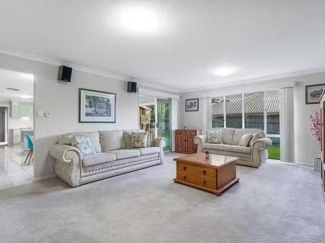Cheap 29 Oakmont Street, Carindale, QLD 4152