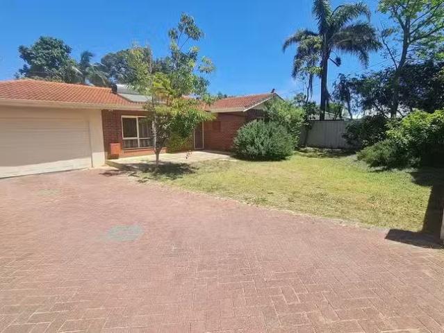 Cheap 29 Connaught Street, Forrestfield, WA 6058